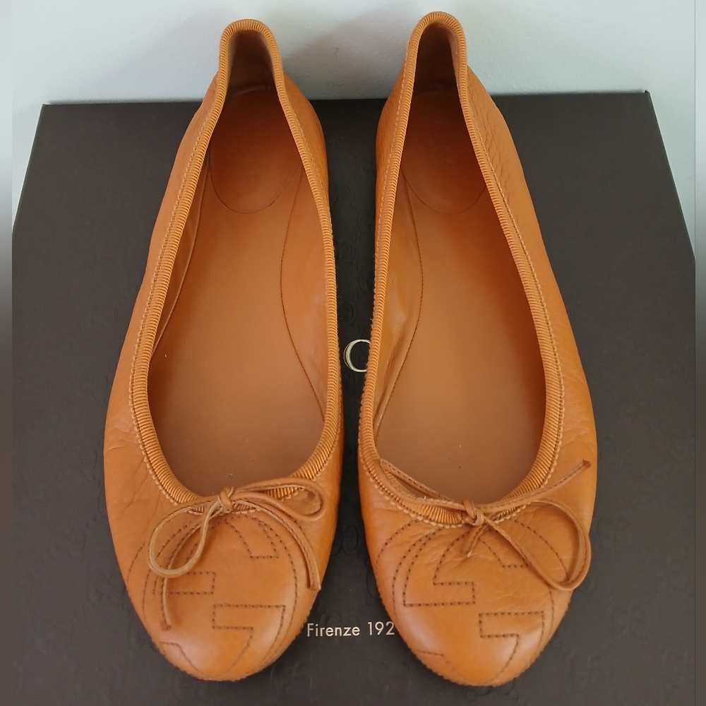 Gucci Caramel Leather Ballet Flats with Bow Detail